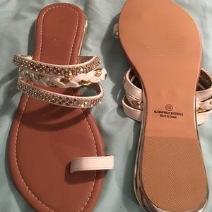 Sandals size 10
